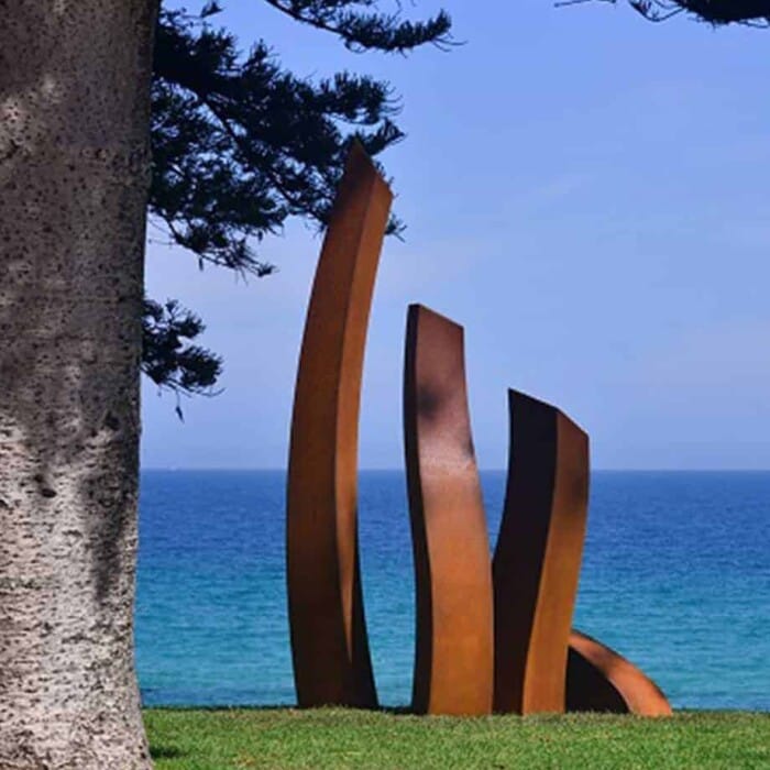 BOWDEN, lINDA