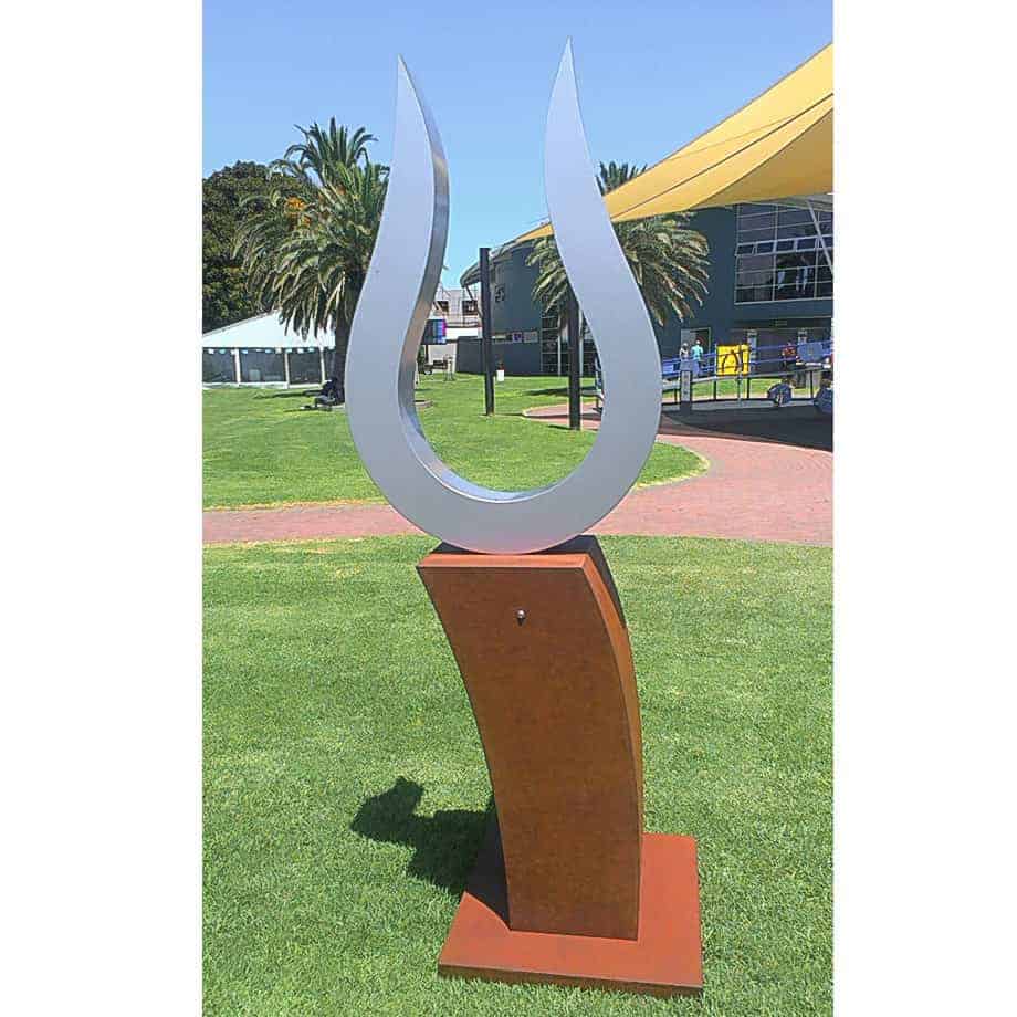 Curly-licks-Painted-Steel-[outdoor,free-standing,stainless-steel]-garden-sculpture-jason-aslin-australian-sculpture