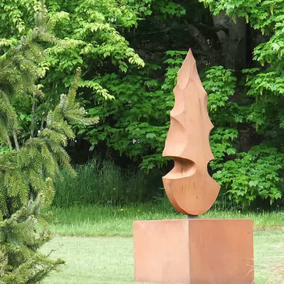 Flint-Tools-Series--Fabricated-Steel-[Outdoor,Corten,-landmark]Kooper-Folko--australian--arrow-sculpture-outdoor-garden-indigenous-art-