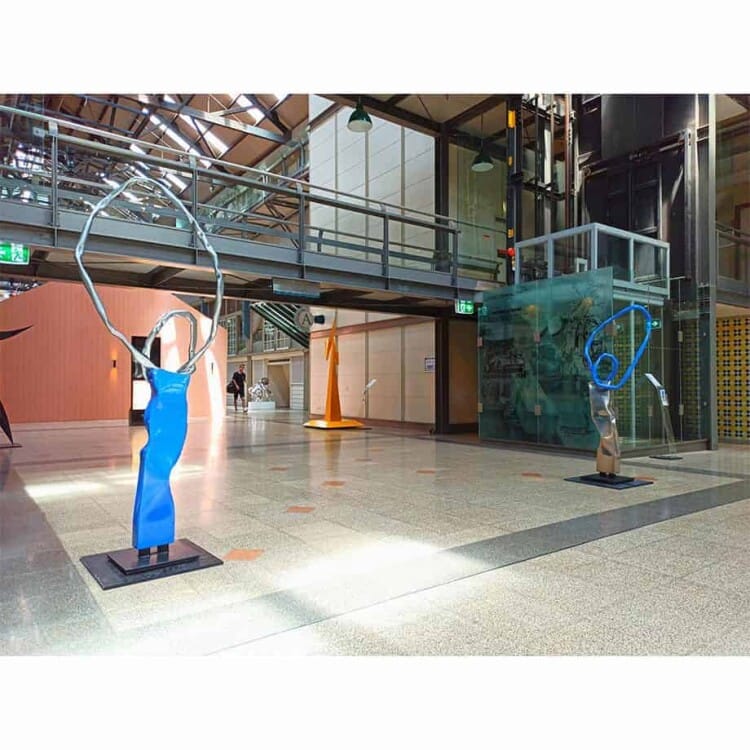 Forest-Orphan-#1&2--POWDER-COATED-&-CHROMED-STEEL-[stainless-steel,free-standing,outdoor]-Gary-Christian-australian-abstract-blue-gardensculpture