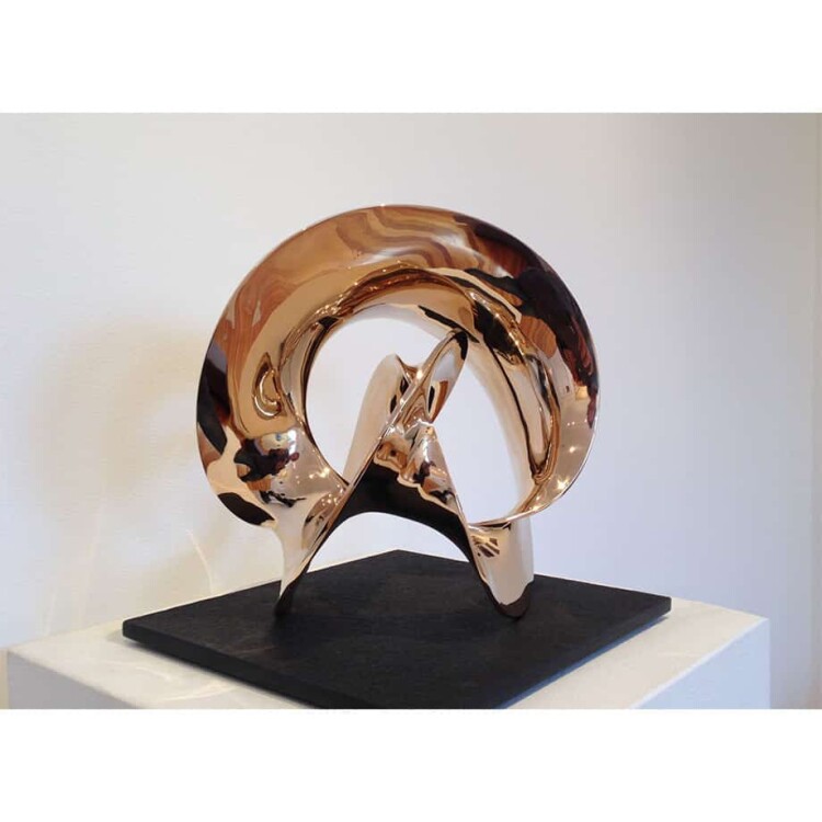 Motion-3-CAST-BRONZE--on--TILE-30x30cm-[Bronze-Tabletop]Ben-Storch-sculpture-australian-abstract-twisted-form-art