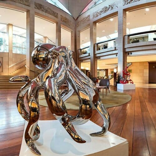Octopus-Giant--110cm--stainless-steel-animal-sculpture,-outdoor-garden-art,-indoor-sculpture