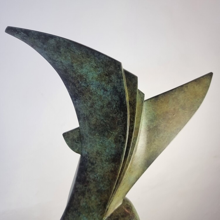 Shakti-shaboo, Bronze figurative sculpture