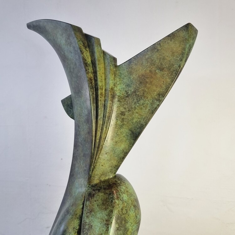Shakti-shaboo, Bronze figurative sculpture