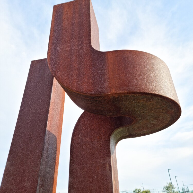 outdoor metal garden sculpture large