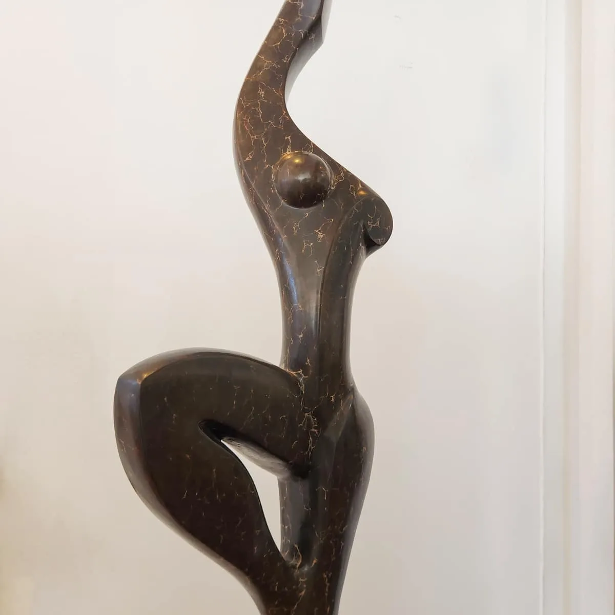Victory by Michael Vaynman – bronze sculpture, limited edition of 15, 183cm (view 3) – SOHO Galleries Sydney