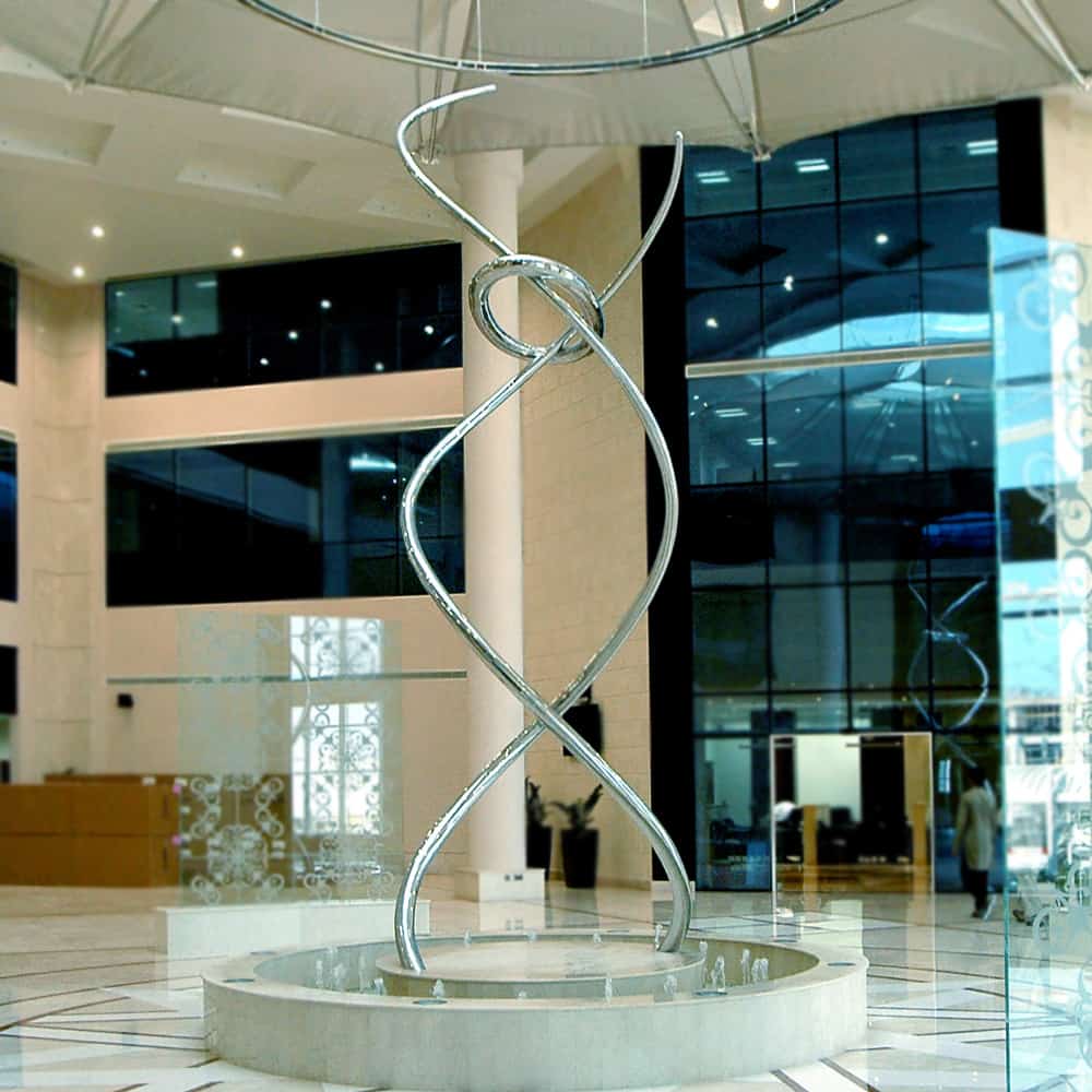 large commerical sculpture