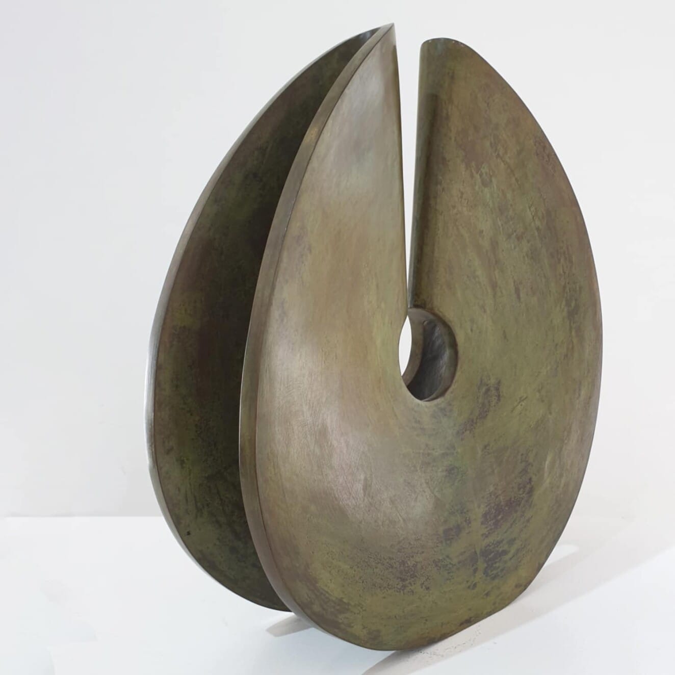 The Bell - 34x30cm