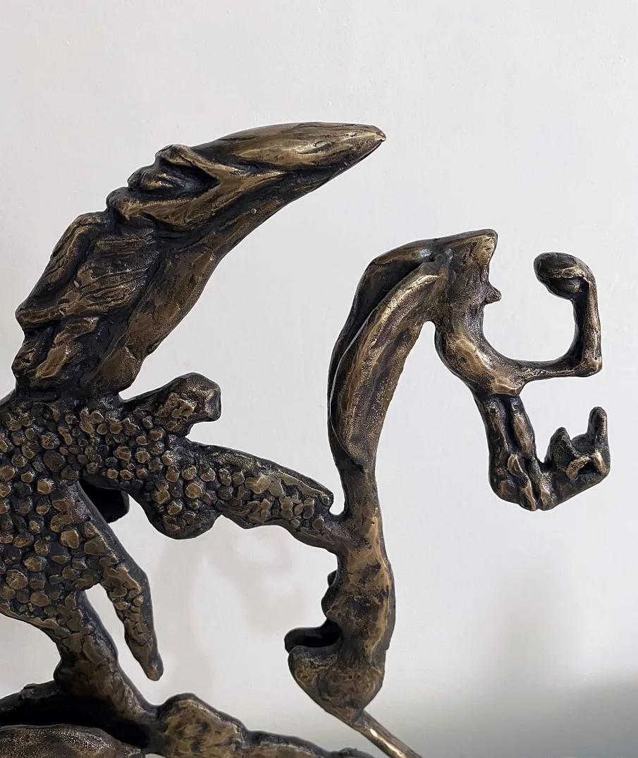 Tosca by Helena Lillywhite – bronze sculpture, limited edition of 5, 60x52cm (view 8) – SOHO Galleries Sydney