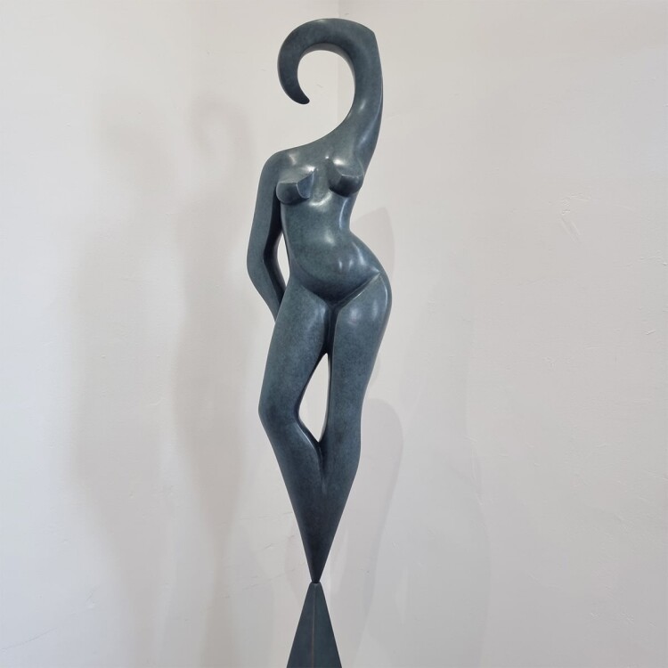 figurative sculpture michael vaynman venus bronze art