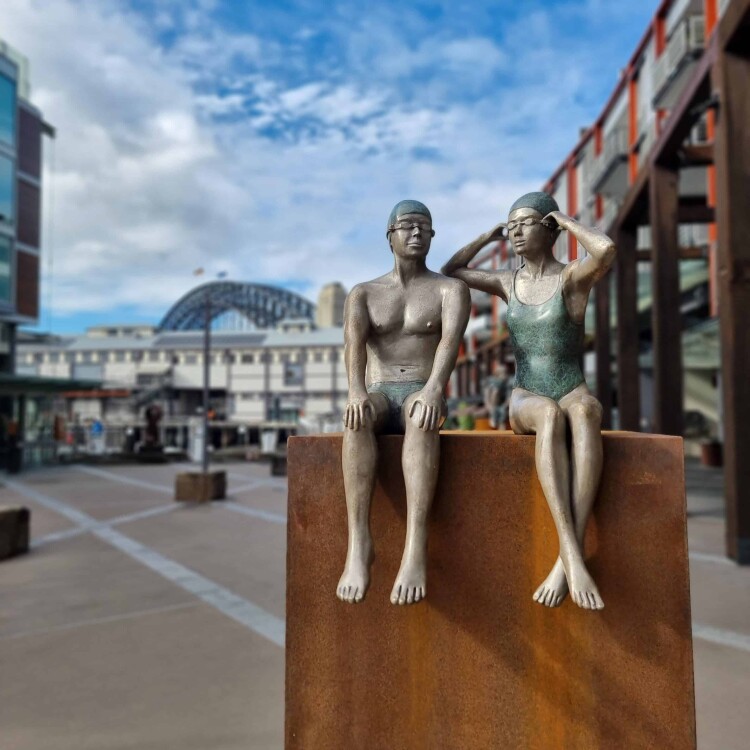 on-the-edge-mela cooke bronze sculpture