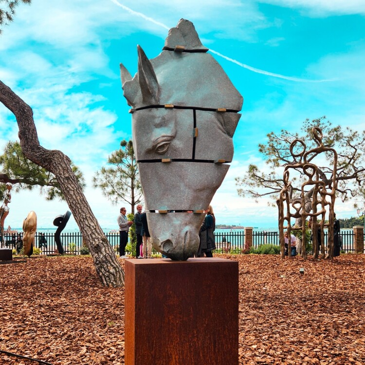 bronze horse head sculpture
