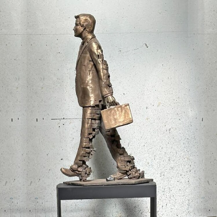 stephen-glassborow-bronze-sculpture-figurative body corporate
