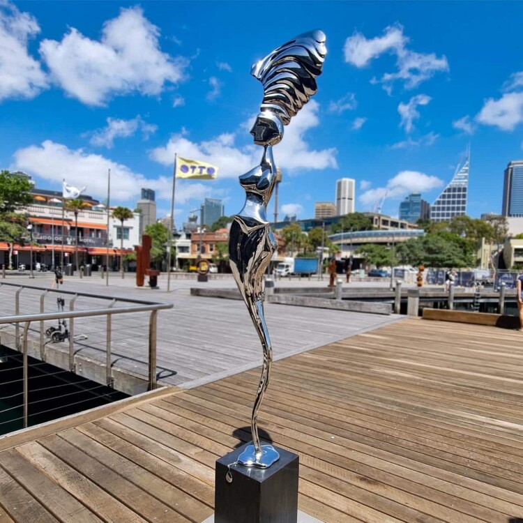 Muse of time - 2.5m