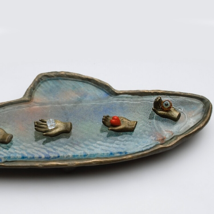 glass fish sculpture