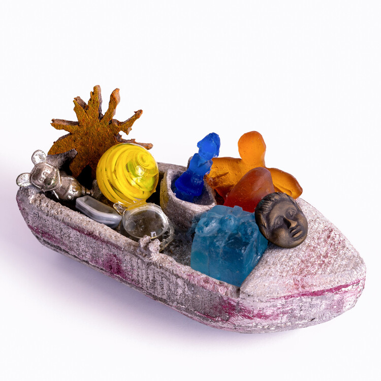 glass sculpture - boat