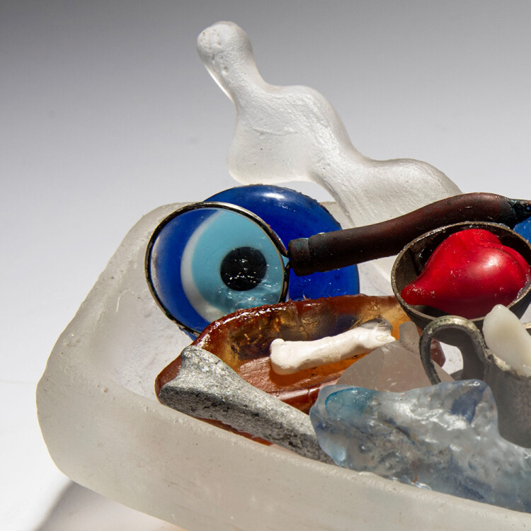 sally portnoy glass sculpture