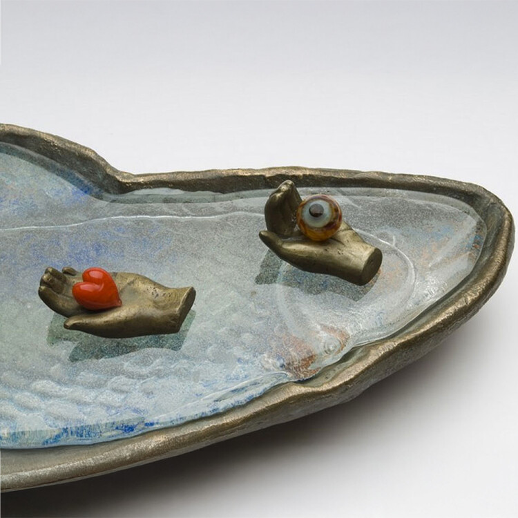 sally portnoy glass sculpture