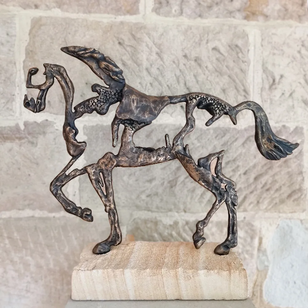 Tosca by Helena Lillywhite – bronze sculpture, limited edition of 5, 60x52cm (view 3) – SOHO Galleries Sydney