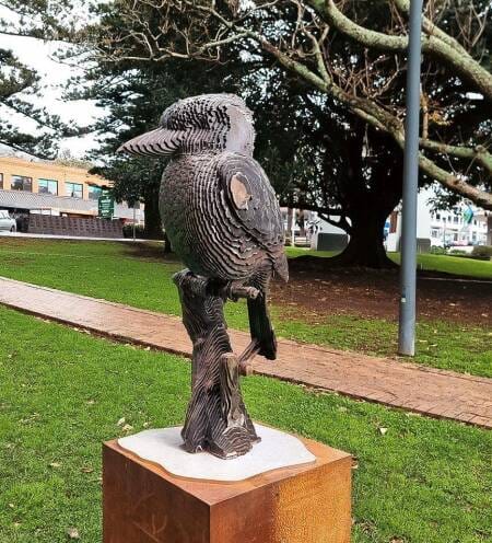 kookaburra sculpture
