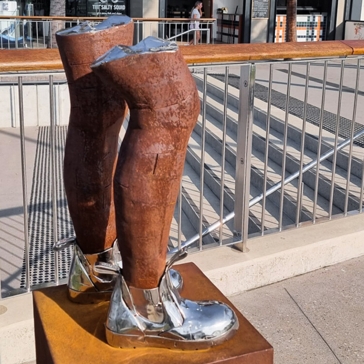 metal garden sculpture