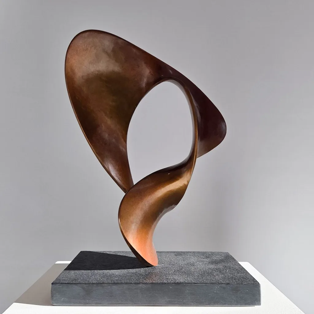 Ben Storch standing wave sine sculpture, SOHO Galleries Sydney