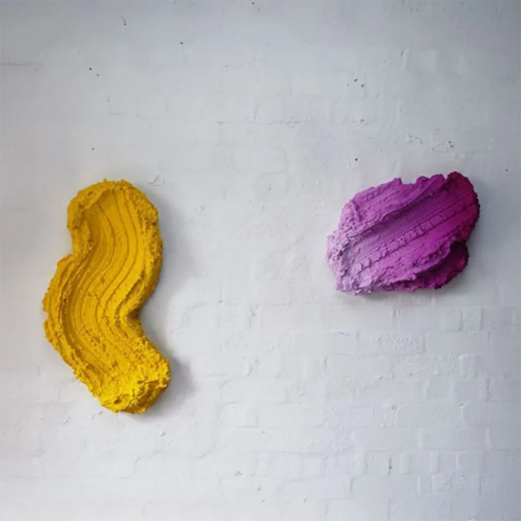Henryk Lobaczewski Ultra Matte Graduated Pink wall sculpture beside an S-Stroke (in space), SOHO Galleries Sydney